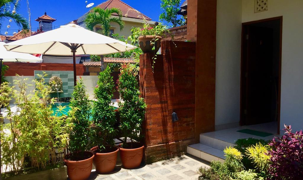 Merpati - Studios Sanur Esterno foto